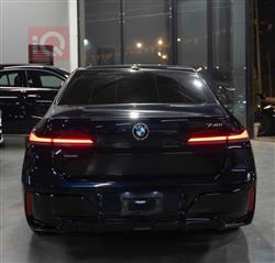 بي ام دبليو الفئة 7